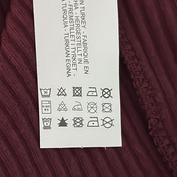 NWT Zara Women’s New York Varsity Bodycon Cotton Knit Dress Burgundy Size XL - Picture 13 of 14